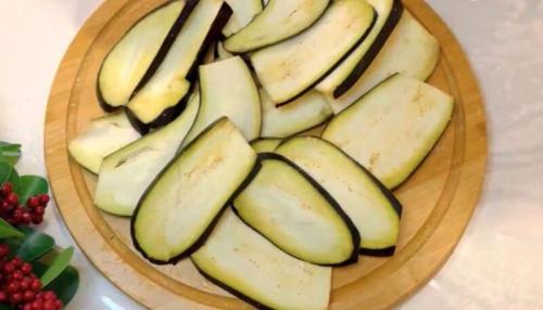 Баклажаны для мужа на сковороде. Баклажаны жареные на сковороде – 12 самых вкусных рецептов