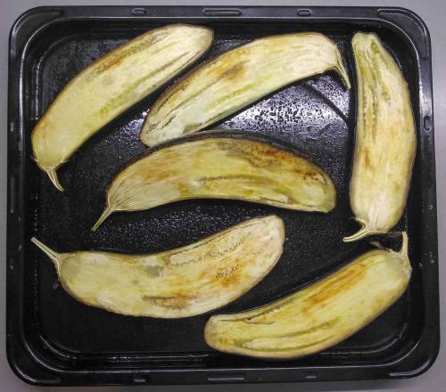 Фаршированные баклажаны с грибами в духовке. Как приготовить баклажаны, фаршированные грибами — рецепт баклажановых лодочек с грибной начинкой с пошаговыми фото