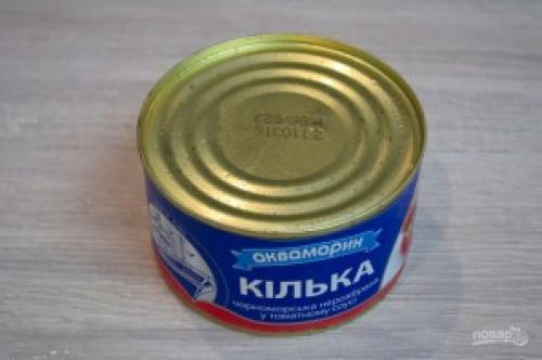 Картофельный суп с килькой в томатном соусе. Суп из кильки в томате