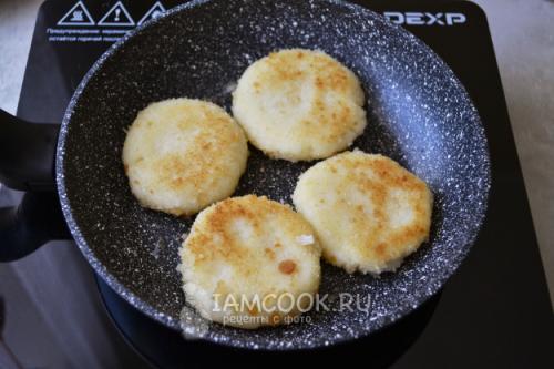 Классическая манная каша со сливочным маслом: рецепт и история 33 Классическая манная каша со сливочным маслом: рецепт и история 33