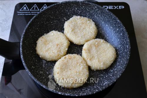 Классическая манная каша со сливочным маслом: рецепт и история 32 Классическая манная каша со сливочным маслом: рецепт и история 32