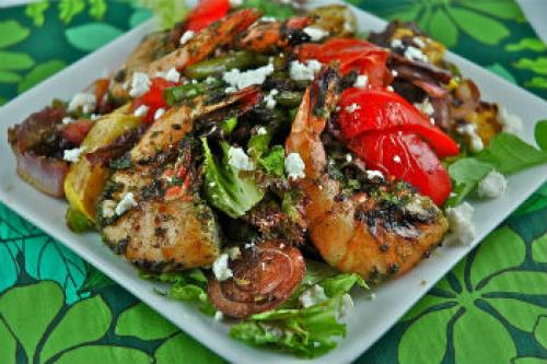 Баклажаны фаршированные с креветками. Баклажанные рулетики с креветками и соусом чили 08