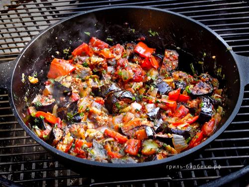 Сколько времени нужно, чтобы приготовить свинину в беконе на вертеле. Свиная шея на вертеле (видео)