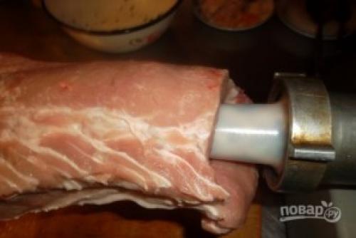 СВИНИНА в беконе на вертеле или как сделать.. Фаршированная свинина на вертеле