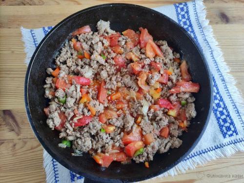 Запеканка из баклажан с фаршем под сливочно-сырным соусом. Как приготовить запеканку с баклажанами и фаршем в сливочно-сырном соусе 08 Запеканка из баклажан с фаршем под сливочно-сырным соусом. Как приготовить запеканку с баклажанами и фаршем в сливочно-сырном соусе 08