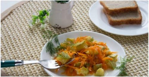 Какие ингредиенты нужны для приготовления мини пицц из кабачков в мультиварке. Кабачки в мультиварке