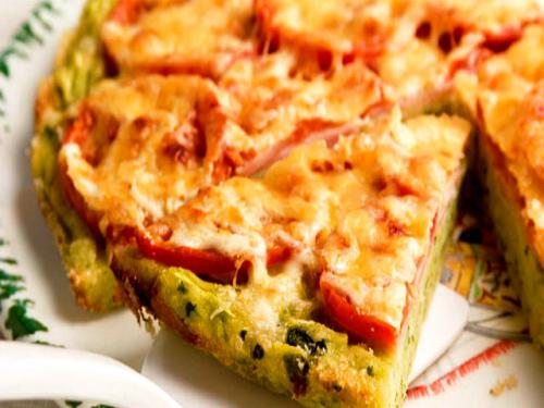 Можно ли добавить мясо или морепродукты к мини пиццам из кабачков. Пицца из кабачков с ветчиной и овощами — самый вкусный рецепт на сковороде