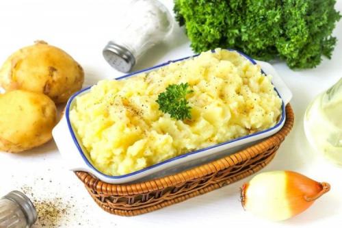 Какие ингредиенты можно добавить в рядочки с картошкой. 25 быстрых картофельных начинок для пирожков