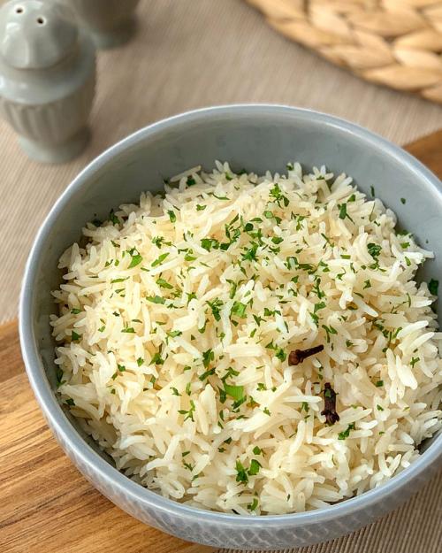 Какие ингредиенты можно использовать для ароматизации риса. Ароматный рис