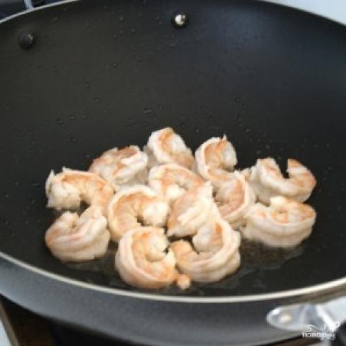 Что необходимо для приготовления азиатского риса с креветками. Рис с жареными креветками по-китайски