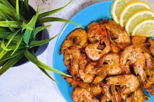 Как правильно приготовить креветок для этого блюда. Блюда с креветками: 20 простых и вкусных рецептов