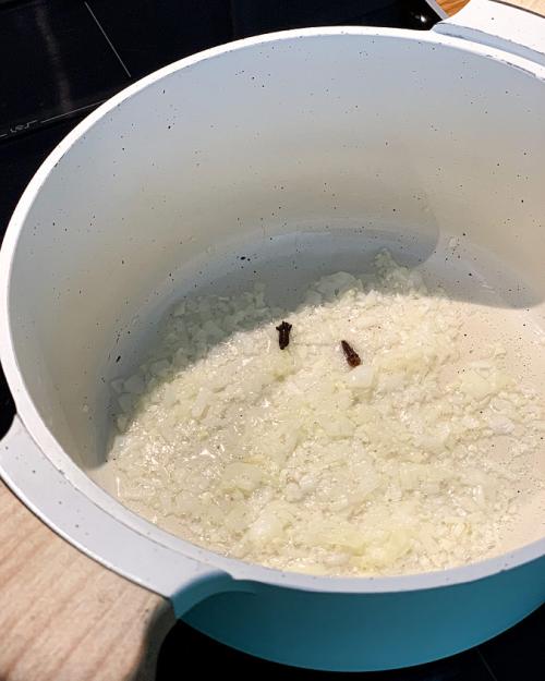 Какие ингредиенты можно использовать для ароматизации риса. Ароматный рис