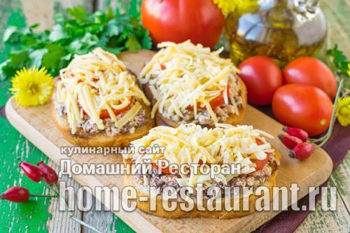 Как приготовить бутерброды с сардинами в томатном соусе на скорую руку.