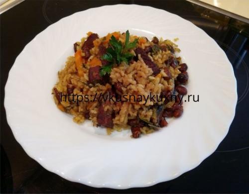 Что такое фасоль по-индийски с рисом и зеленью. Плов с фасолью