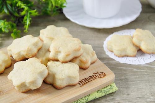 Можно ли заменить кефир на другой продукт в рецепте запеканки творожной с кефиром. Чем заменить кефир в выпечке