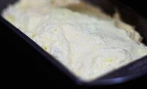 Как подавать запеканку творожную На кефире без манки. Классическая творожная запеканка