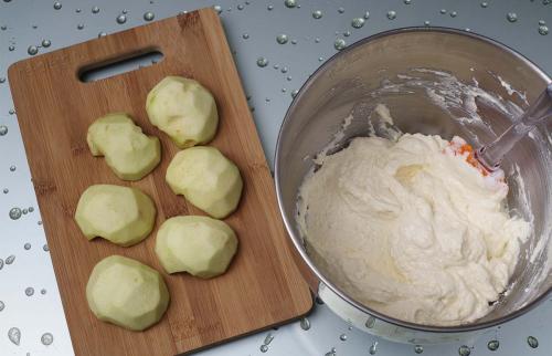 Как долго готовить творожную запеканку с яблоками. Как приготовить творожную запеканку с яблоками — рецепт запеканки с творогом и яблоками с пошаговыми фото