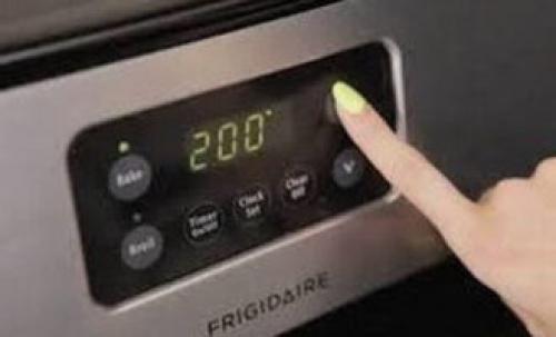 Как подавать запеканку творожную На кефире без манки. Классическая творожная запеканка