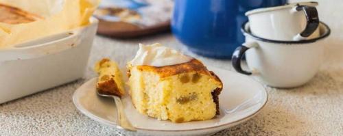 Как подавать запеканку творожную На кефире без манки. Классическая творожная запеканка