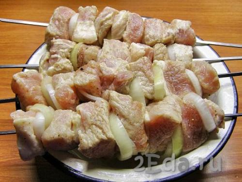 Шашлык из свинины на шампурах в духовке. Ингредиенты 05 Шашлык из свинины на шампурах в духовке. Ингредиенты 05