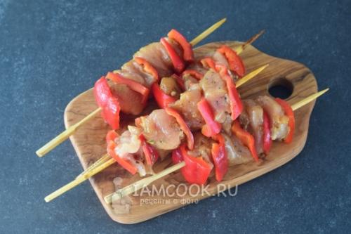 Мясо в духовке из свинины в фольге кусочками, как шашлык. Шашлык из свинины в фольге в духовке 16 Мясо в духовке из свинины в фольге кусочками, как шашлык. Шашлык из свинины в фольге в духовке 16