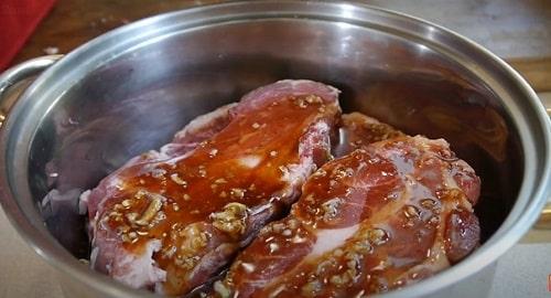 Мясо на мангале рецепты вырезка и карбонат. Стейк из свинины на мангале на решетке — рецепты вкусного маринада