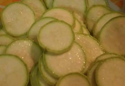 Кабачки в мультиварке редмонд. Особенности приготовления 01 Кабачки в мультиварке редмонд. Особенности приготовления 01