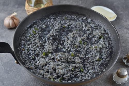 Как правильно приготовить рис для этого блюда. Что добавить к рису