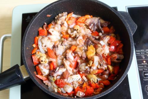 Вкусный и полезный: как приготовить рис с морепродуктами и овощами 10 Вкусный и полезный: как приготовить рис с морепродуктами и овощами 10
