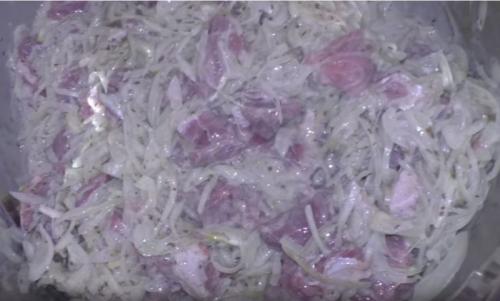 Секрет сочного шашлыка из свинины. Сочный шашлык из свинины — 7 самых вкусных маринадов, чтобы мясо было мягким