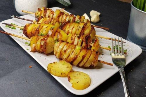 Шашлык из картошки. 10 рецептов самой вкусной картошки на мангале