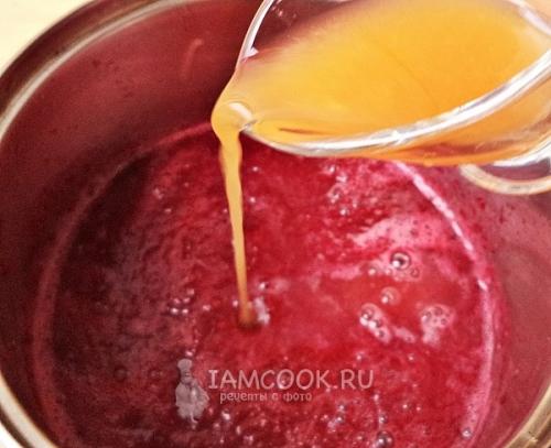 Стейк из свинины с картофелем и брусничным соусом. Процесс приготовления: 07 Стейк из свинины с картофелем и брусничным соусом. Процесс приготовления: 07