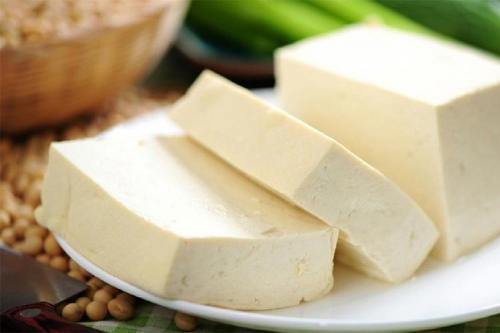 В каких продуктах содержится кальций. 20 продуктов, богатых кальцием 05 В каких продуктах содержится кальций. 20 продуктов, богатых кальцием 05