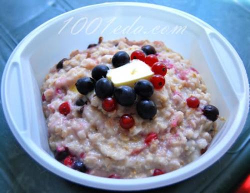 Сладкая овсянка с ягодами. Овсяная каша быстрого приготовления с ягодами: пошагово с фото 07 Сладкая овсянка с ягодами. Овсяная каша быстрого приготовления с ягодами: пошагово с фото 07