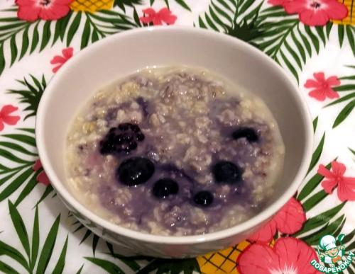 Овсянка на воде с ягодами. Ягодная овсянка в термосе