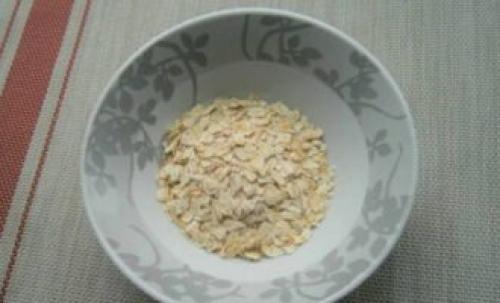 Сладкая овсянка на молоке. Овсяная каша на молоке – 10 рецептов, как вкусно сварить овсяную кашу