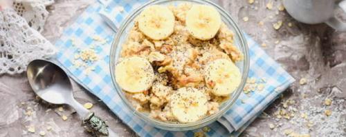 Сладкая овсянка на молоке. Овсяная каша на молоке – 10 рецептов, как вкусно сварить овсяную кашу