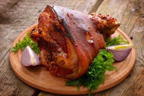 Какие ингредиенты необходимы для приготовления рульки вареной в пиве. 8 рецептов свиной рульки в пиве, которые под силу каждой