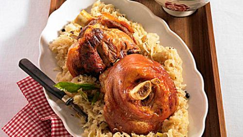 Можно ли готовить рульку свиной в духовке с варкой заранее и хранить в холодильнике. Рекомендуем