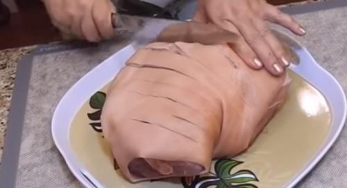 Можно ли заменить свинину на другое мясо в рецепте рульки свиной в духовке с варкой. Самый лучший рецепт запеченной свиной рульки в духовке