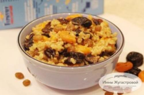 Овсяная каша с изюмом на воде. Овсяная каша с сухофруктами на воде