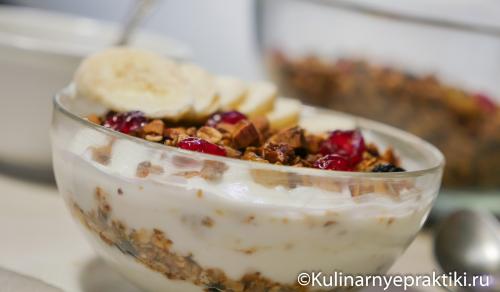 Овсянка с медом и орехами в духовке. Классическая гранола