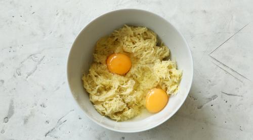 Драники с салом рецепт. Драники с салом и луком 02 Драники с салом рецепт. Драники с салом и луком 02