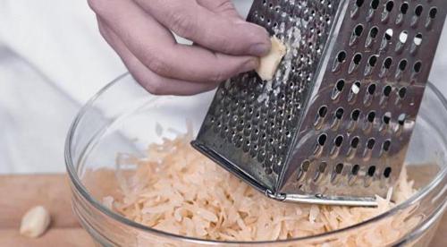 Драники с салом рецепт. Драники с салом и луком 20 Драники с салом рецепт. Драники с салом и луком 20