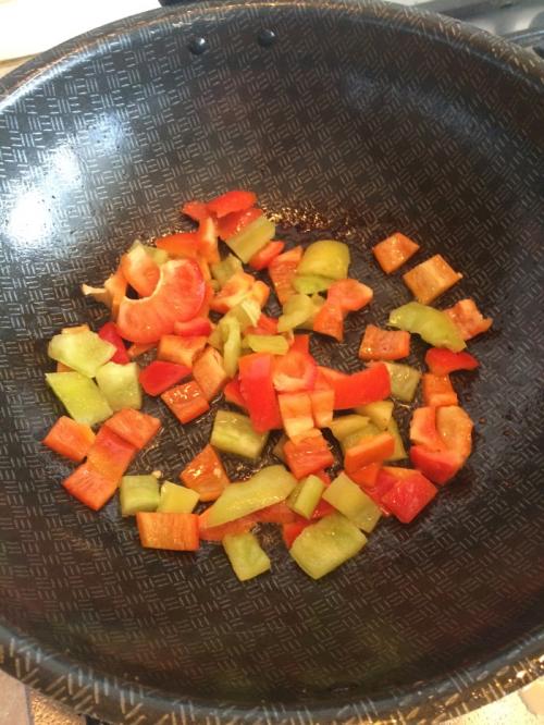 Рис по-тайски с курицей и овощами. Жареный рис с курицей и овощами (а-ля стир-фрай)