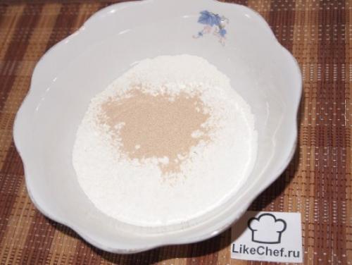 Пицца с колбасой в мультиварке. Пицца в мультиварке - 9 домашних вкусных рецептов 03 Пицца с колбасой в мультиварке. Пицца в мультиварке - 9 домашних вкусных рецептов 03