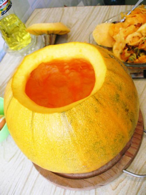 Курица с рисом и тыквой в духовке. Курица в ... тыкве! Или Тыква, фаршированная курицей и рисом