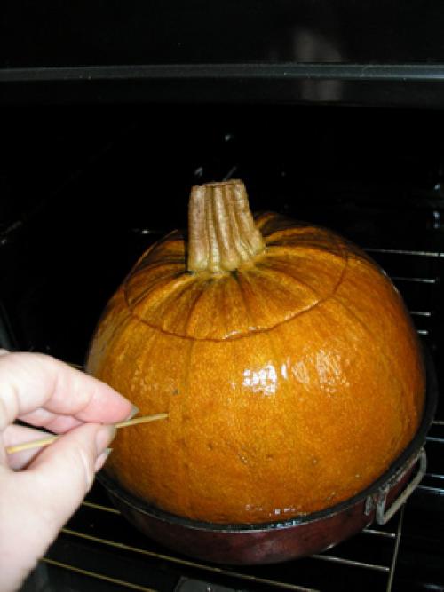 Курица с рисом и тыквой в духовке. Курица в ... тыкве! Или Тыква, фаршированная курицей и рисом