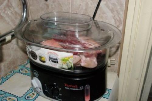 Как приготовить свиную рульку на пару. Свиная рулька в пароварке