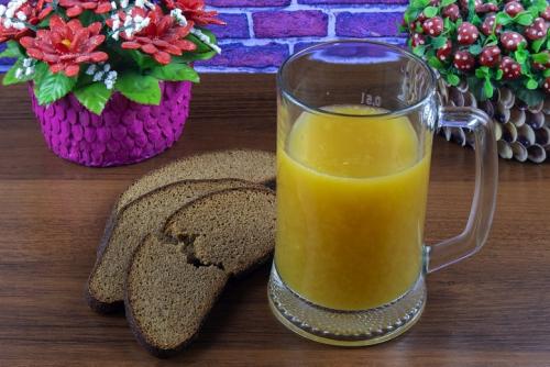 Ржаная закваска для кваса без дрожжей. Газированный домашний квас из хлеба без дрожжей